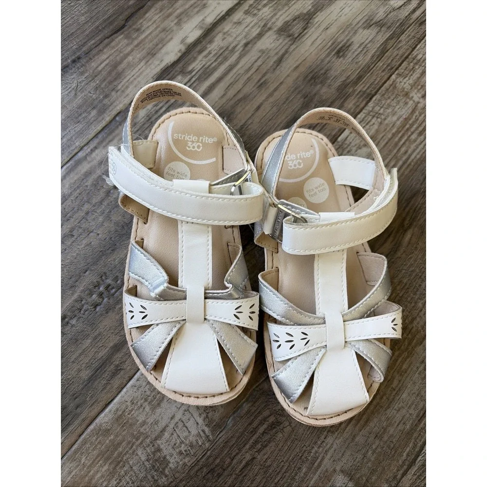 Stride Rite Kehlani white leather T-strap sandals laser-cut Size 10 Girls‎